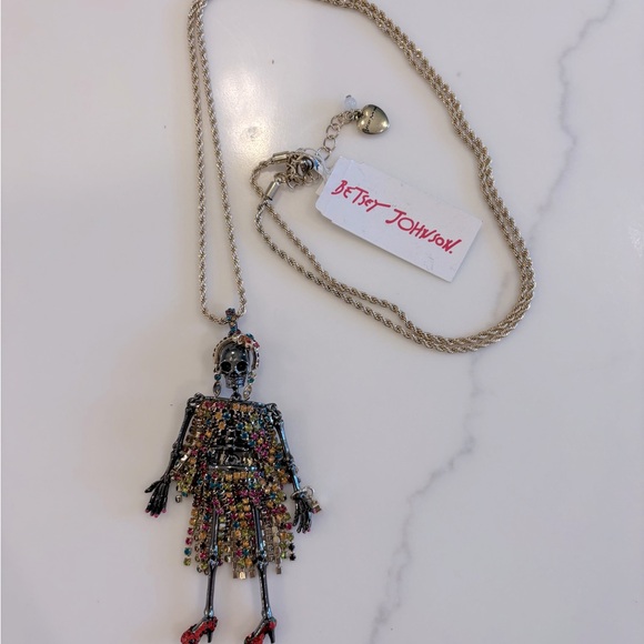 Betsey Johnson Necklace NWT - Picture 9 of 9